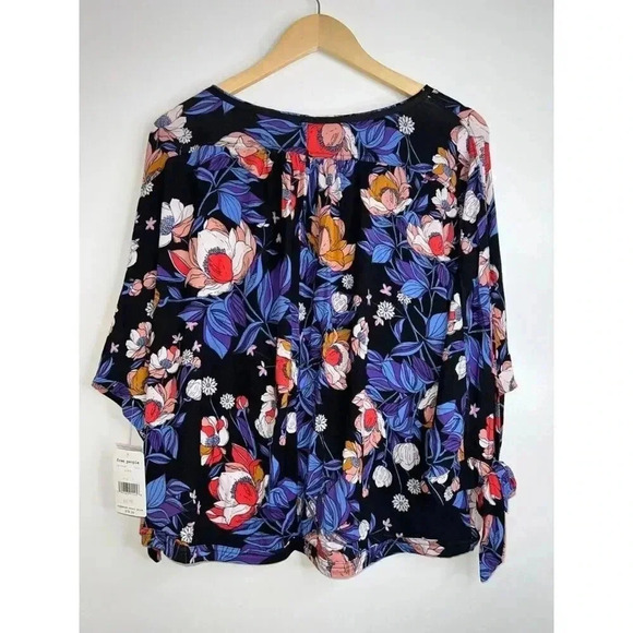 Free People Keepin On Top shirt sz SMALL Floral Cropped Tie front Sleeves - Picture 7 of 7